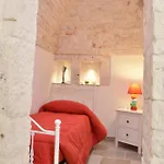 Trulli Phoenix * Αλμπερομπέλο